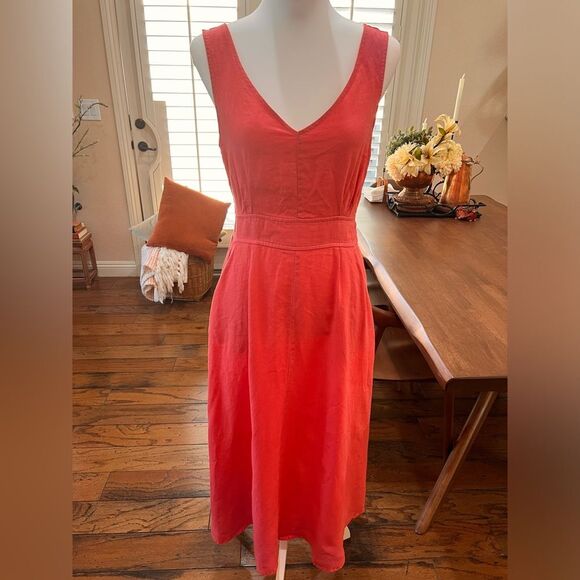 Joie 100% Linen Red Coral Midi Dress V-Neck Sleeveless Smocked Waist Pocket Sz 6 - Picture 2 of 11